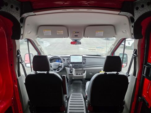 New 2026 Ford Transit 250 148 Medium Roof RWD image 11