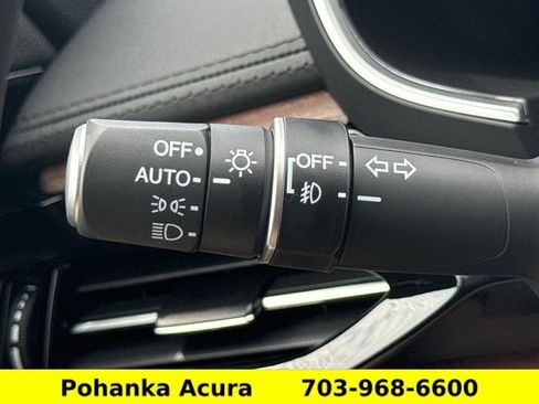 Used 2026 Acura MDX SH-AWD w/ Advance Package image 11