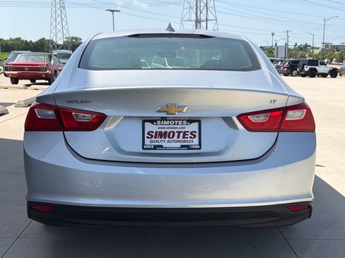 Used 2016 Chevrolet Malibu LT FWD image 7