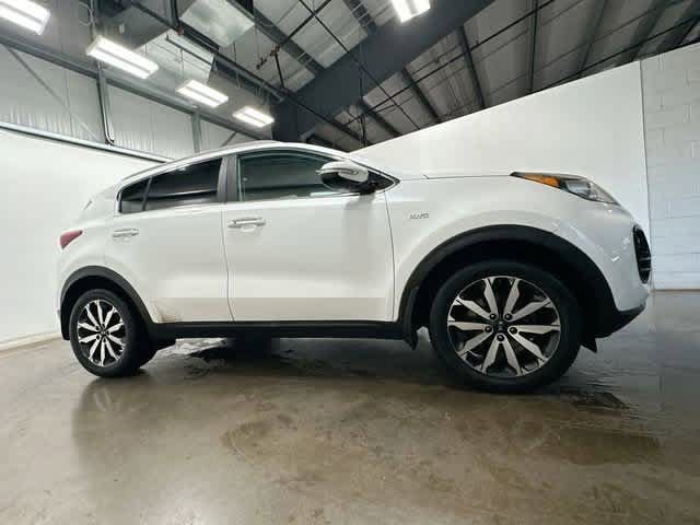 Used 2018 Kia Sportage EX AWD/4WD image 3
