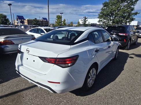 Used 2024 Nissan Sentra S FWD image 16