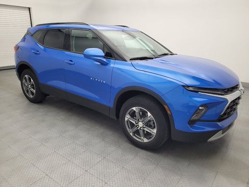 Used 2024 Chevrolet Blazer LT w/ Convenience Package FWD image 11