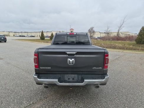 Used 2019 RAM 1500 Laramie AWD/4WD image 6