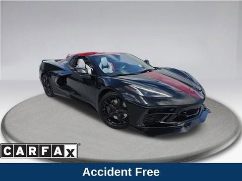 Used 2021 Chevrolet Corvette Stingray Premium Conv w/ Z51 Performance Package image 2