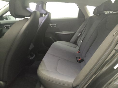 Used 2025 Kia K4 FWD image 18