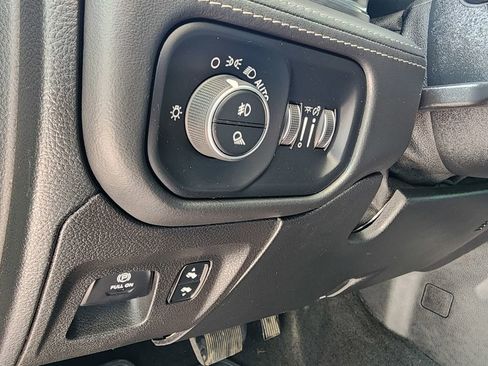 Used 2020 RAM 1500 Limited AWD/4WD image 17