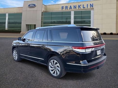 Used 2022 Lincoln Navigator L Reserve image 5