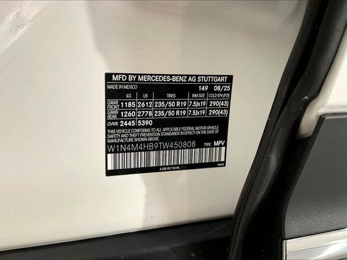 Certified 2026 Mercedes-Benz GLB 250 4MATIC image 19