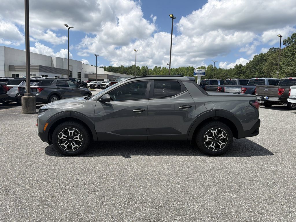 Used 2025 Hyundai Santa Cruz XRT AWD/4WD image 4