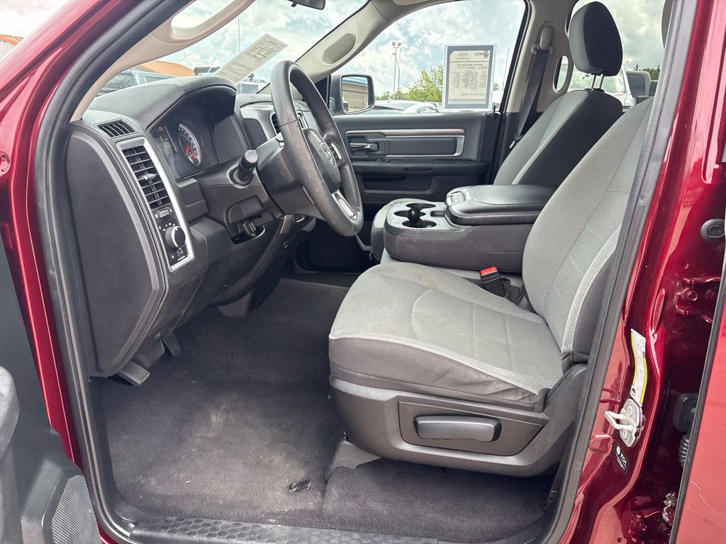 Used 2024 RAM 1500 Classic SLT AWD/4WD image 13