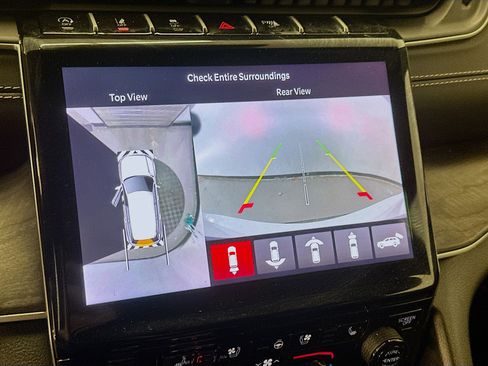 Used 2024 Jeep Grand Cherokee L Limited w/ Luxury Tech Group II AWD/4WD image 23