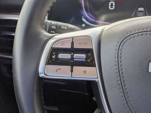 Used 2025 Kia Telluride S image 16