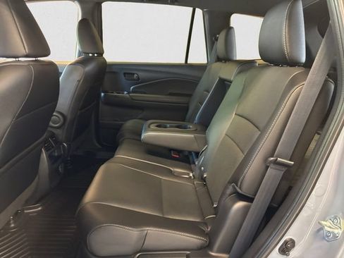 Used 2023 Honda Passport EX-L image 14