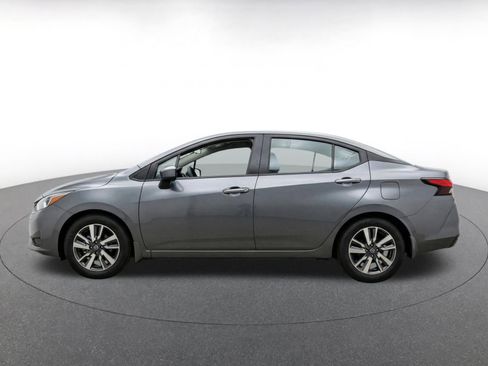 Used 2025 Nissan Versa SV FWD image 4