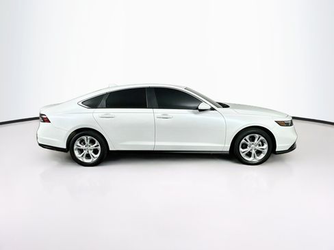 Used 2024 Honda Accord LX image 10