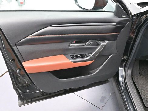 Used 2023 MAZDA CX-50 AWD 2.5 Turbo w/ Weather Package image 9