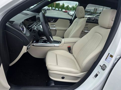 New 2026 Mercedes-Benz GLB 250 4MATIC image 13