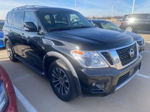 Used 2020 Nissan Armada SL w/ Premium Package image 3