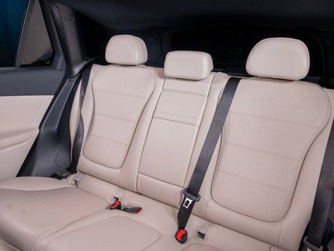 New 2026 Mercedes-Benz GLC 300 image 27