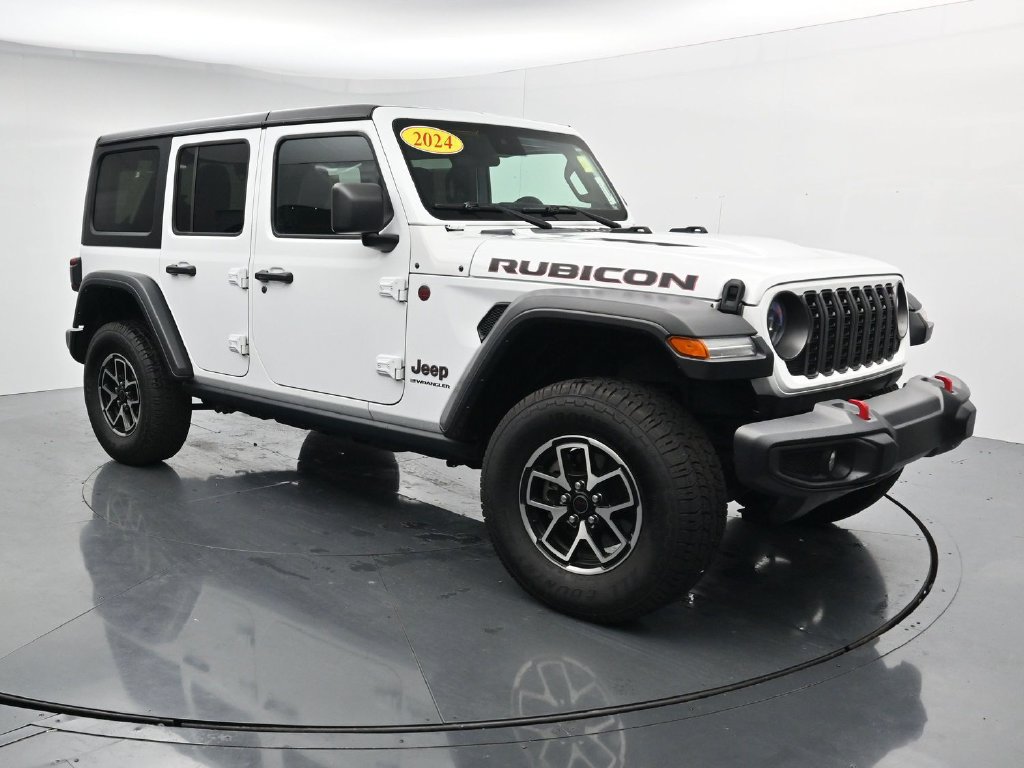Used 2024 Jeep Wrangler Unlimited Rubicon AWD/4WD image 2