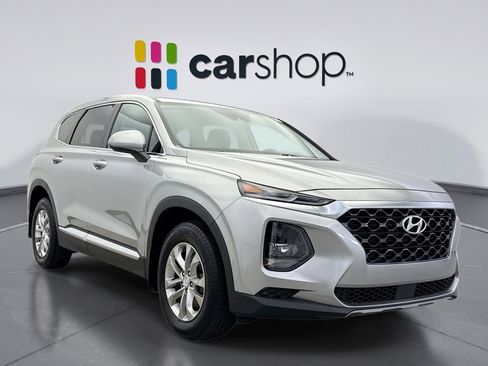 Used 2020 Hyundai Santa Fe SE image 7