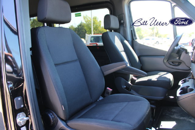 Used 2025 Mercedes-Benz Sprinter 2500 image 11