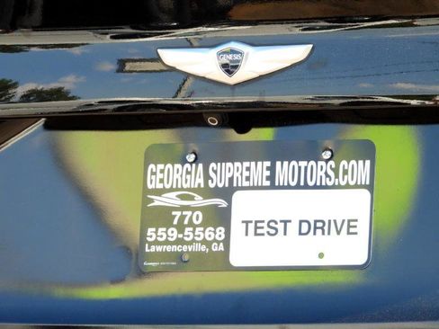 Used 2015 Hyundai Genesis 3.8 image 5