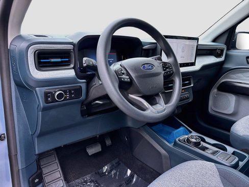 Used 2025 Ford Maverick XLT FWD image 9