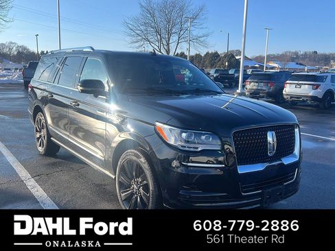 Used 2023 Lincoln Navigator L Reserve image 1