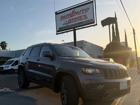 Used 2016 Jeep Grand Cherokee Limited 75th Anniversary image 4