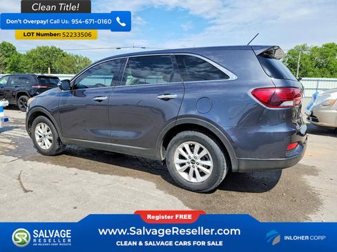 Used 2019 Kia Sorento FWD V6 image 3