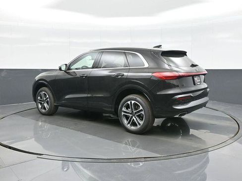 Used 2025 Audi Q5 Premium w/ Convenience Package AWD/4WD image 5