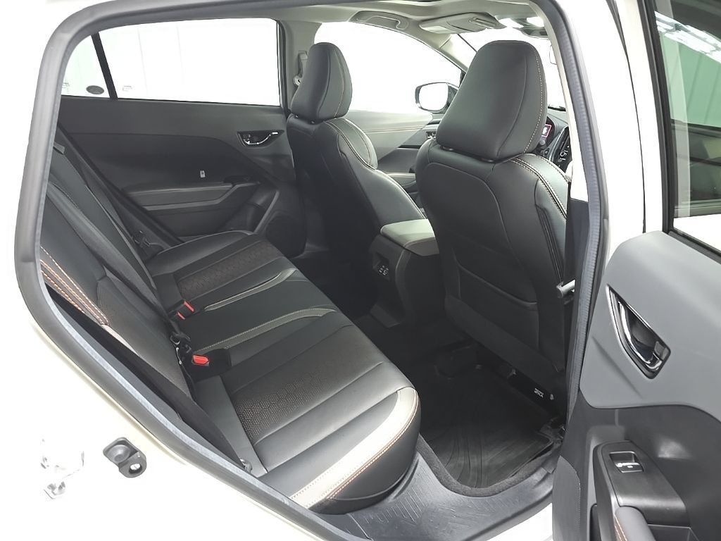 Used 2025 Subaru Crosstrek 2.5i Limited AWD/4WD image 19