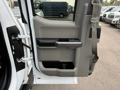 Used 2015 Ford F150 XLT w/ Equipment Group 301A Mid RWD image 22