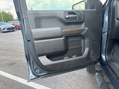 Used 2020 Chevrolet Silverado 1500 LT w/ All-Star Edition AWD/4WD image 3