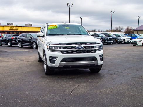 Used 2024 Ford Expedition Max Limited image 10