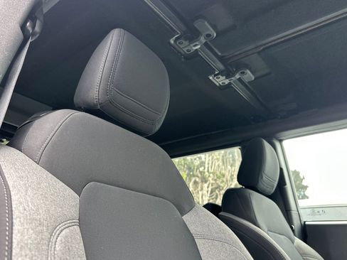 Used 2023 Ford Bronco image 23