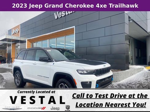 New 2023 Jeep Grand Cherokee Trailhawk AWD/4WD image 1