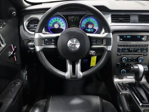 Used 2011 Ford Mustang Premium w/ Security Pkg image 16