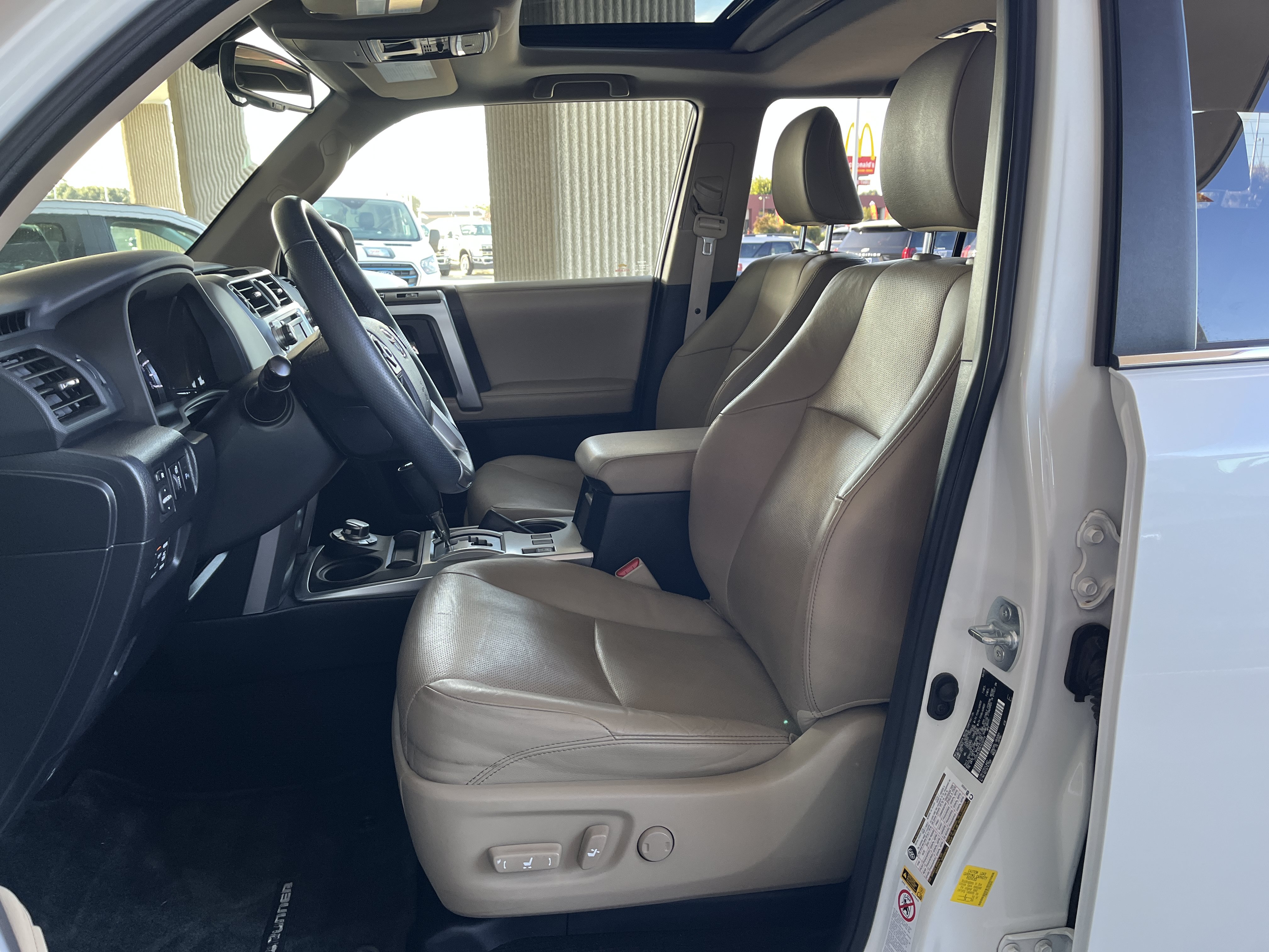 Used 2019 Toyota 4Runner Limited AWD/4WD image 6