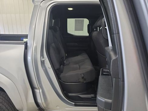 Used 2024 Toyota Tacoma SR5 AWD/4WD image 27