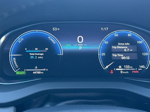 Used 2023 Toyota Venza Limited image 34