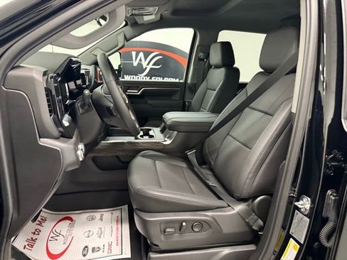 New 2025 GMC Sierra 2500 SLT image 11