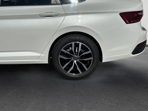 New 2026 Volkswagen Jetta SE image 8