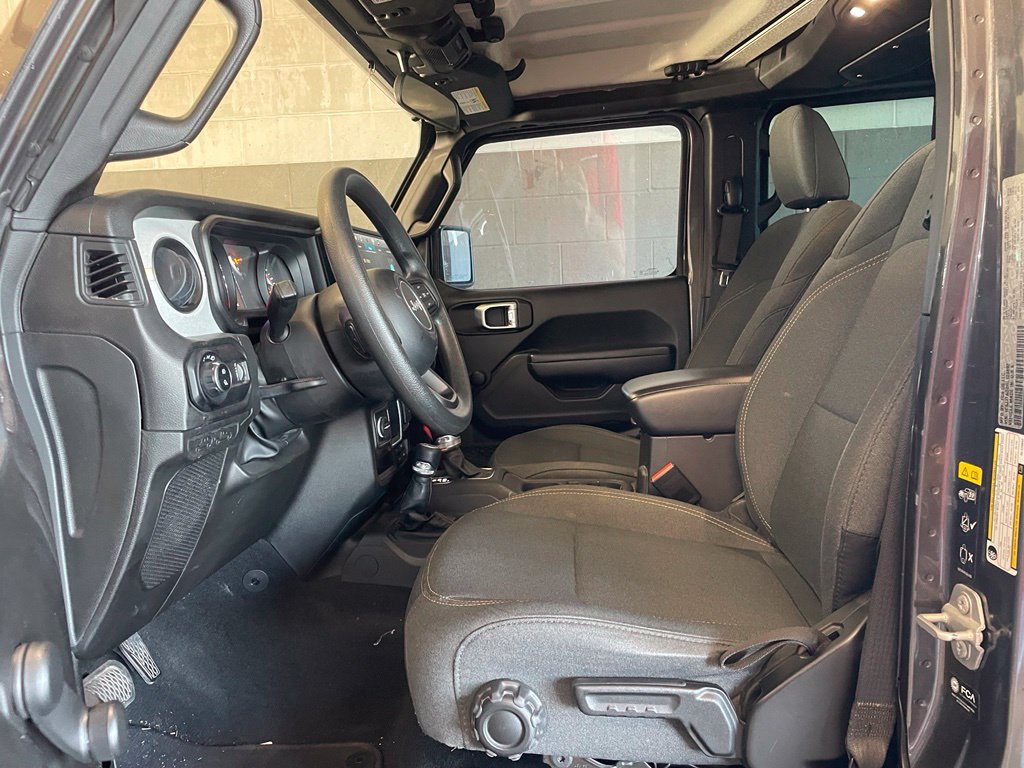Used 2024 Jeep Gladiator Sport AWD/4WD image 10