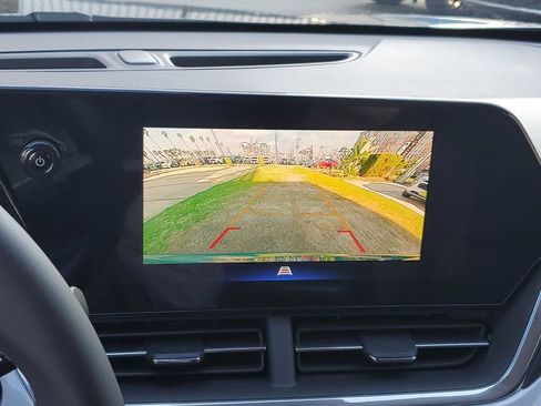 New 2026 Chevrolet Trax LT w/ Driver Confidence Package image 24