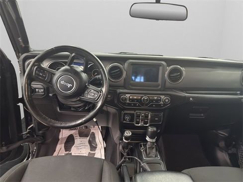 Used 2022 Jeep Gladiator Willys image 36