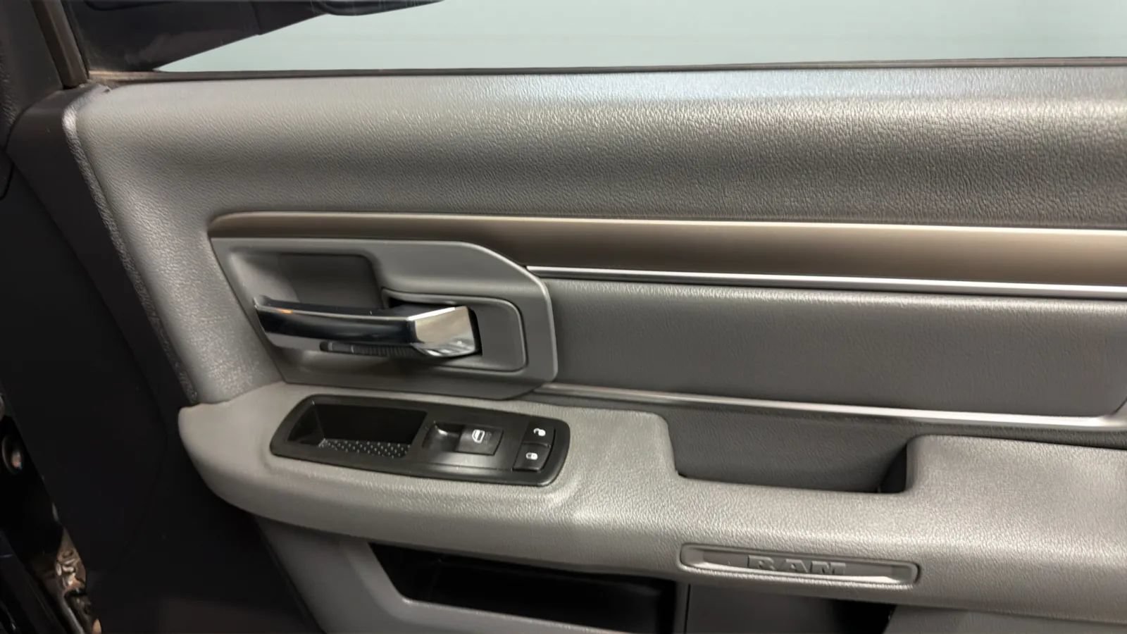 Used 2015 RAM 1500 Big Horn AWD/4WD image 17