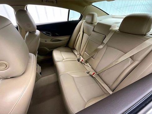 Used 2013 Buick LaCrosse Premium image 19