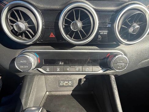 Used 2020 Nissan Sentra SR image 23